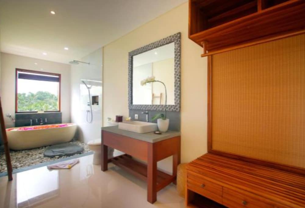 D Lobong Suite 14/31