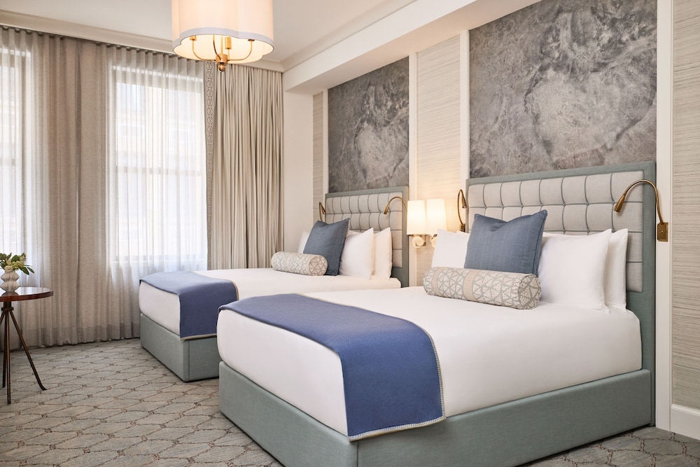 The Wall Street Hotel 7/50