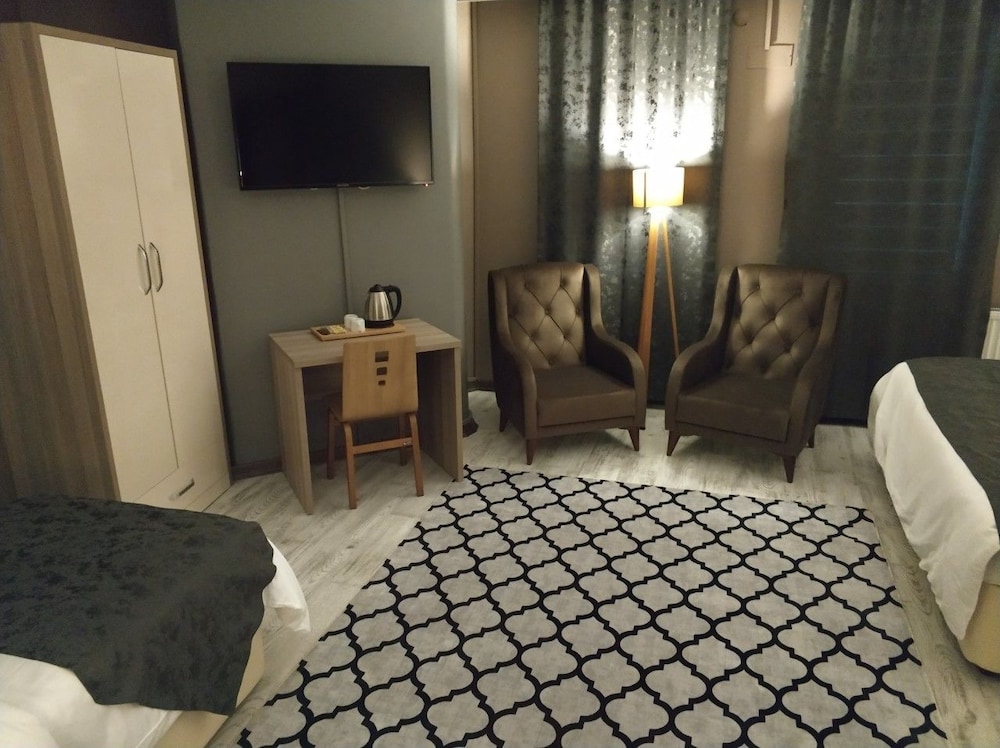 Staron Otel 31/34
