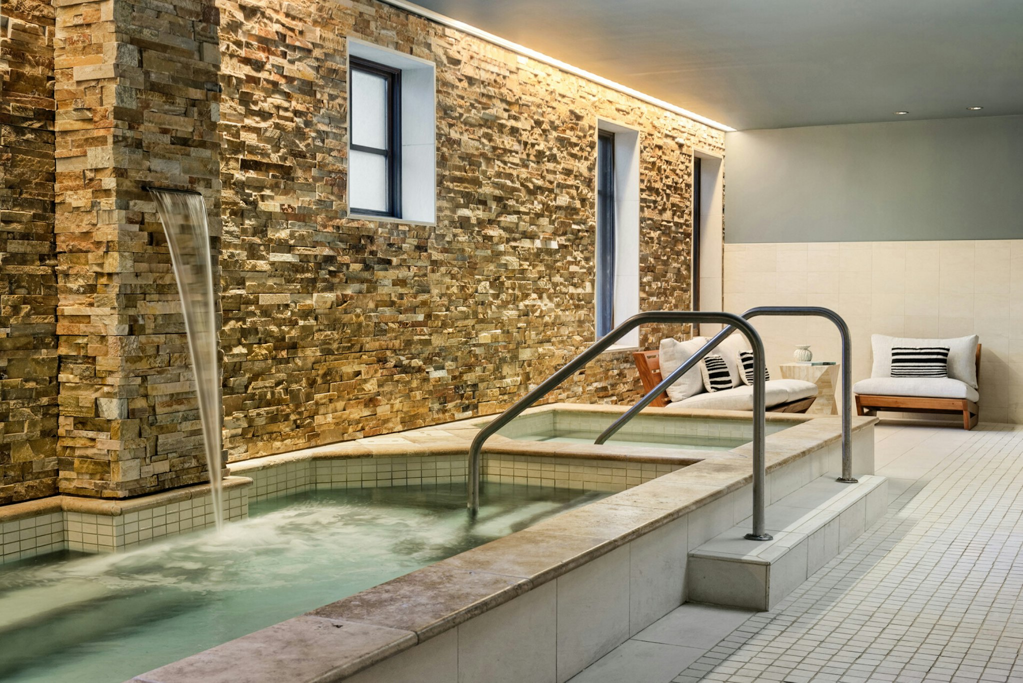Four Seasons Resort and Residences Vail 44/93