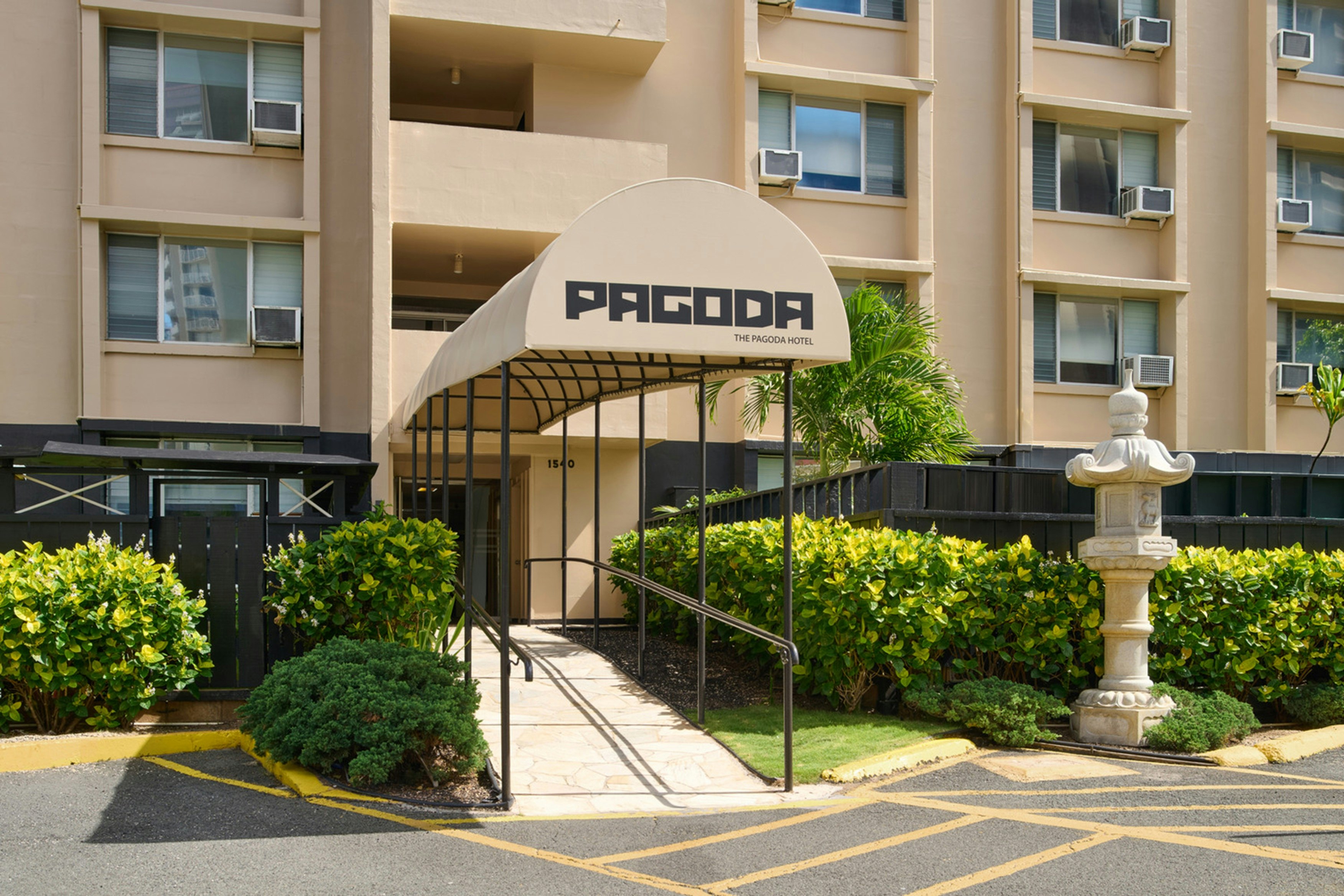 Pagoda Hotel 55/65