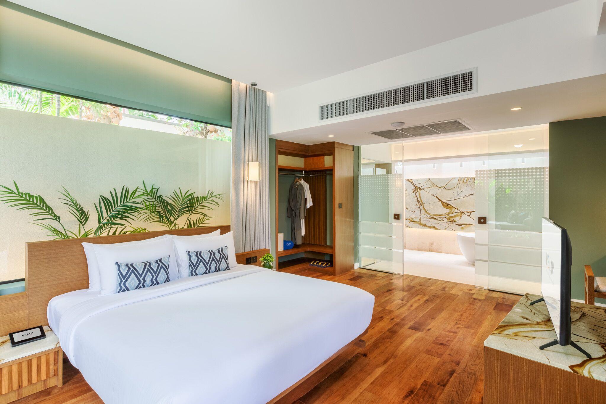 Villa, Pool Access
