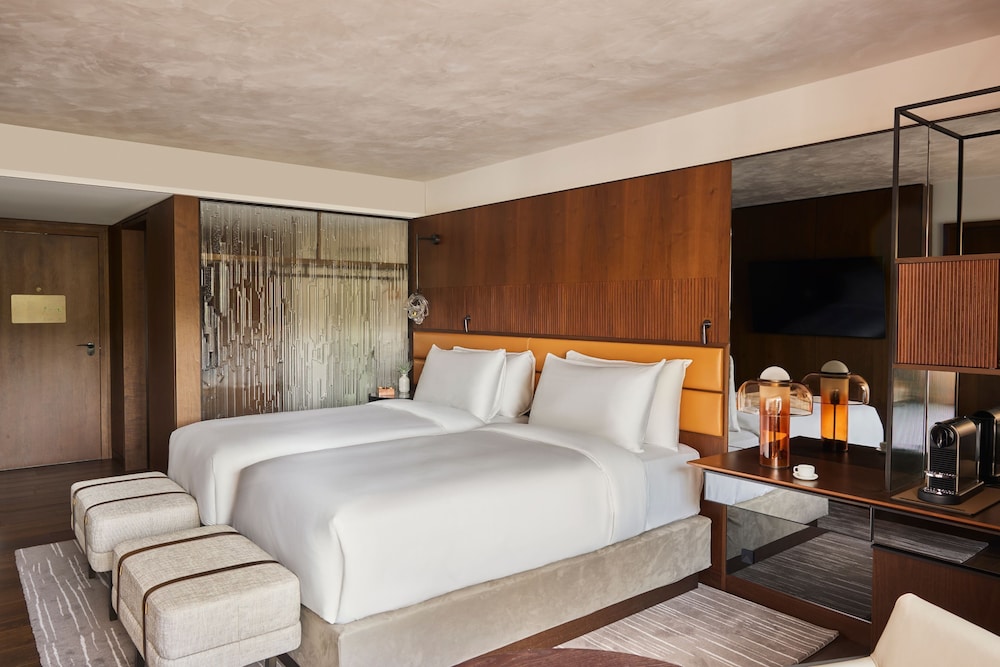 Fairmont Gold, Deluxe, Twin Beds, Club Lounge Access