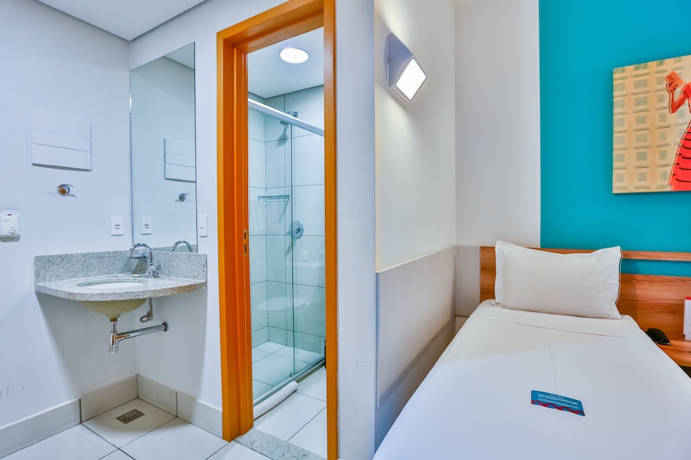 Mega Moda Hotel 25/52