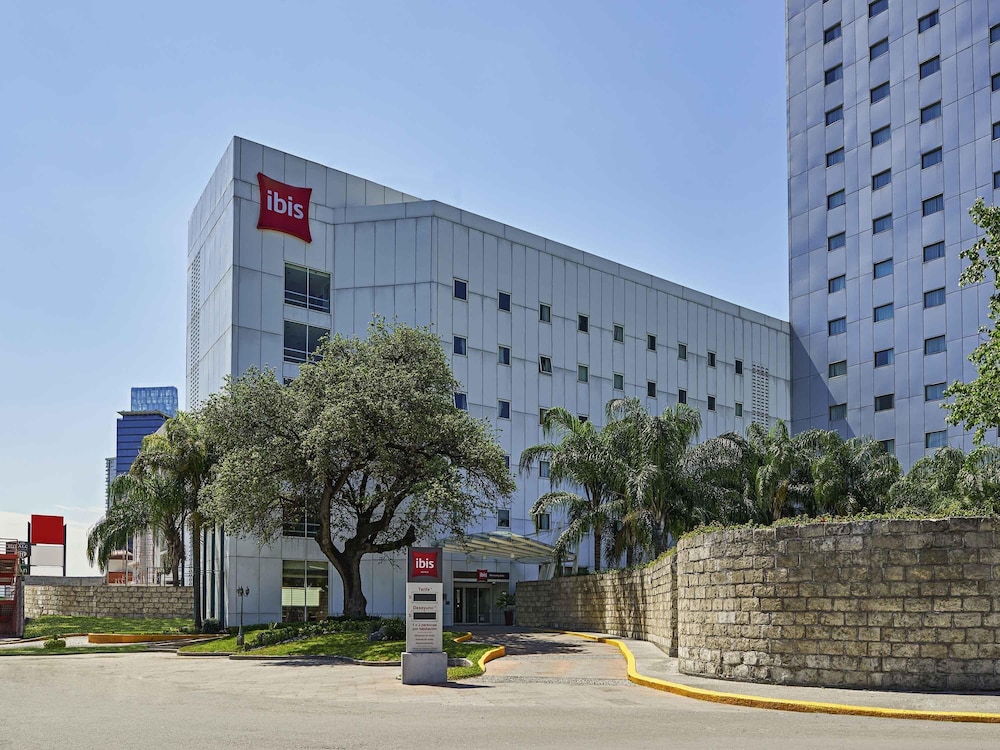 Ibis Monterrey Valle 46/50