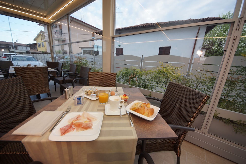 Hotel Clarin 14 By Dori 44/67