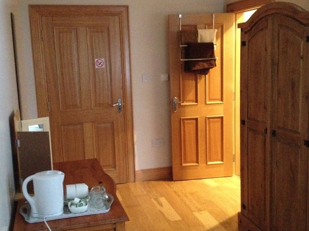 Glenn Eireann House 17/50