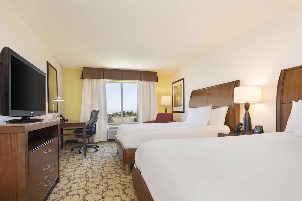 HILTON GARDEN INN SALT LAKE CITY AIRPORT 14/77