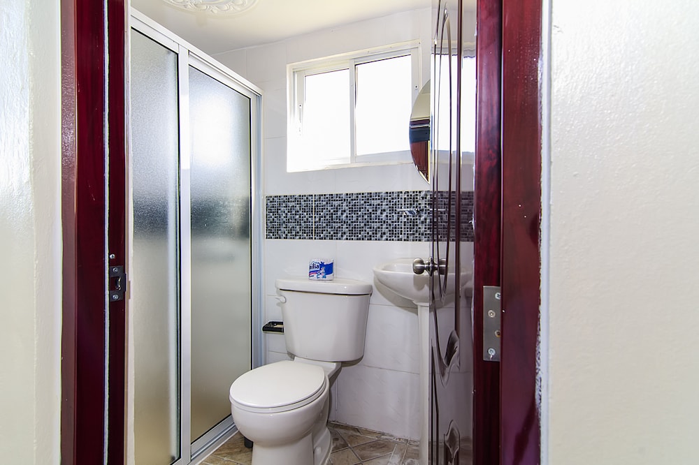 1 Bedroom, Apartment, 3 Beds, City and Sea View, Terrace