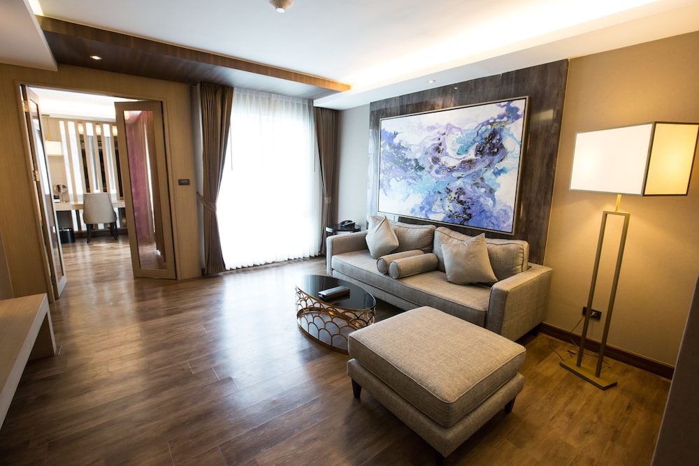 Arte Hotel 56/75
