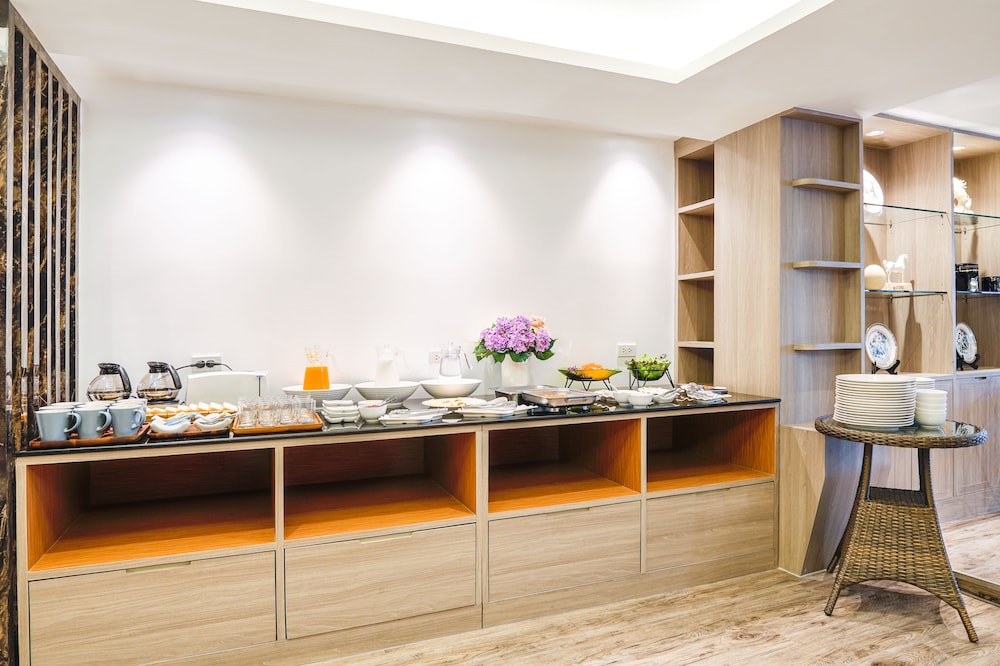 4M Pratunam Hotel 50/57