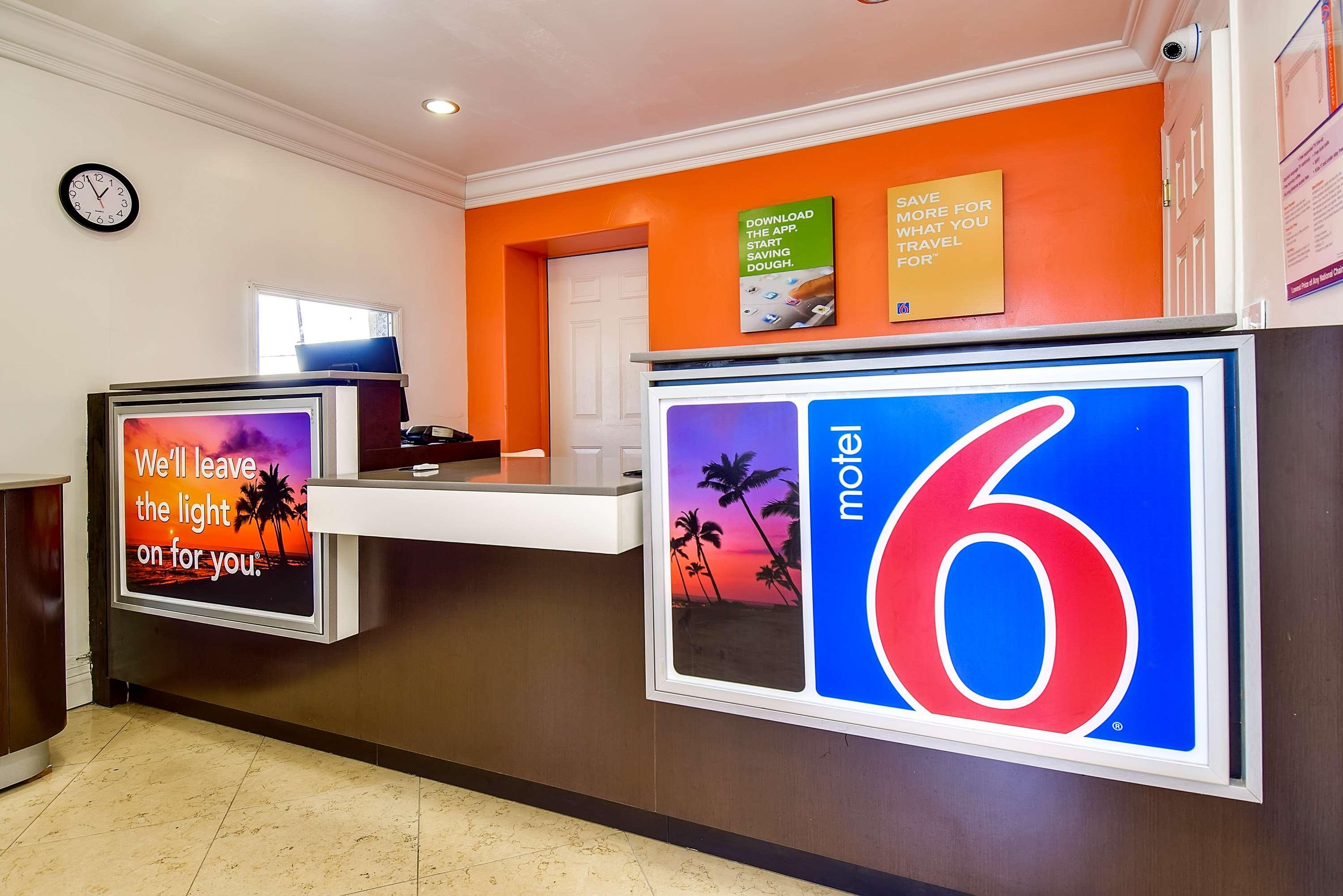 Lobby at Motel6 Garden Grove, CA, GARDEN GROVE - CA