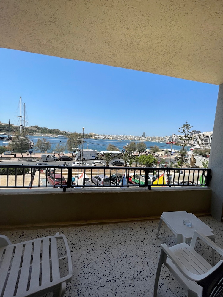 SLIEMA MARINA HOTEL 62/70