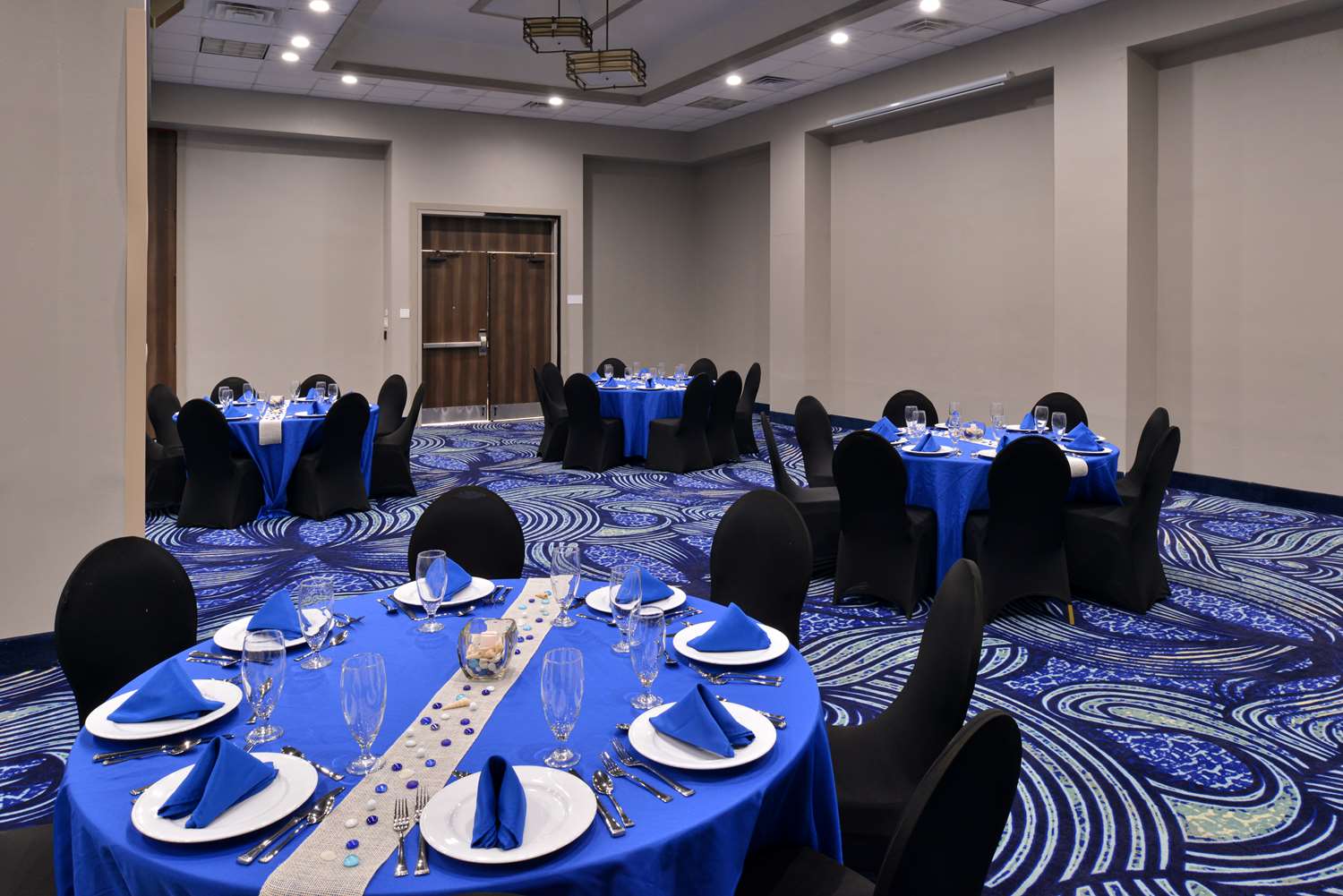 DoubleTree by Hilton Corpus Christi Beachfront 35/41