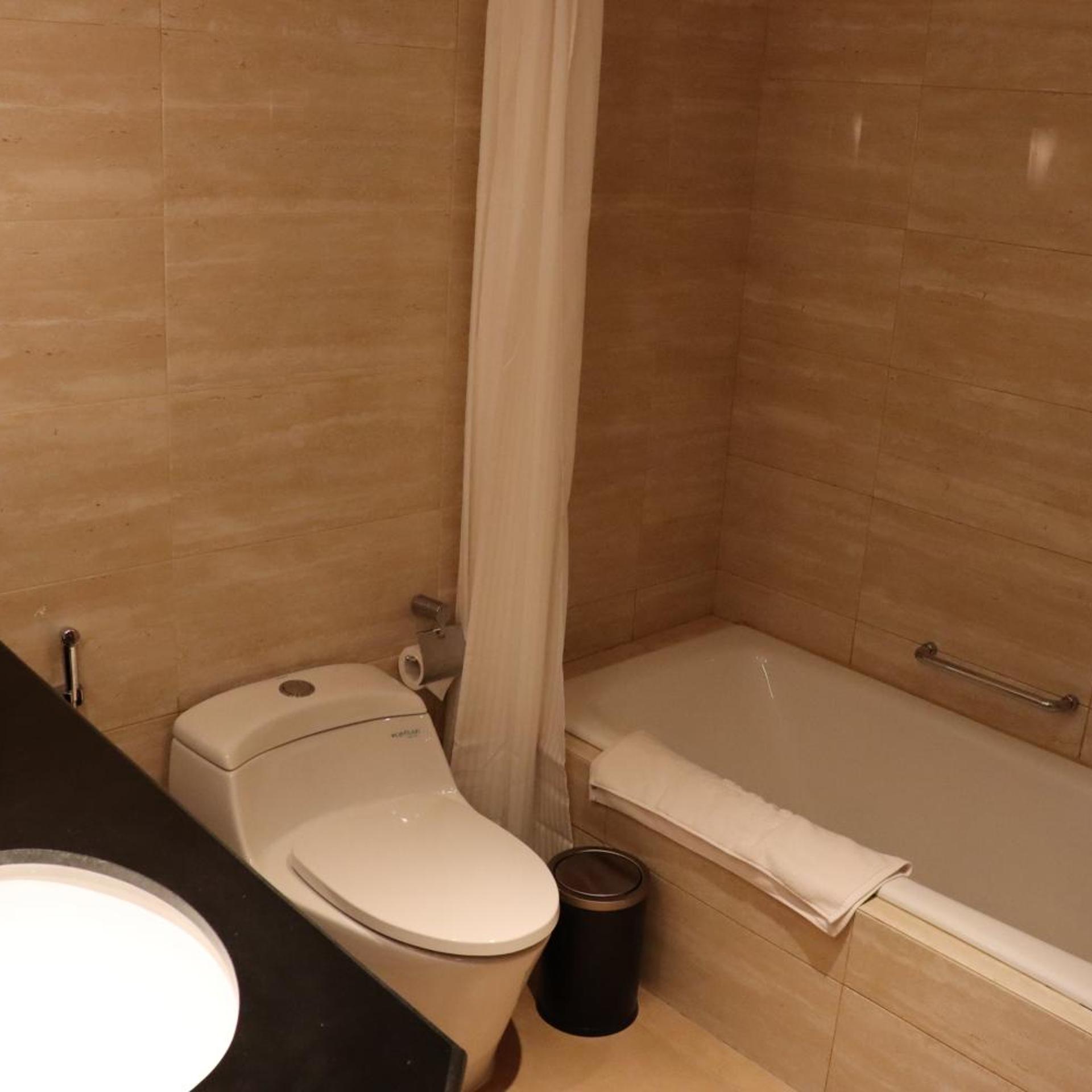 Sotis Hotel Kemang 54/58