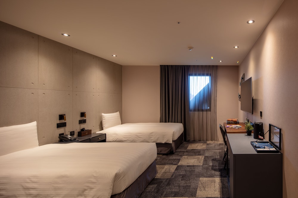PREMIUM, TWIN BEDS
