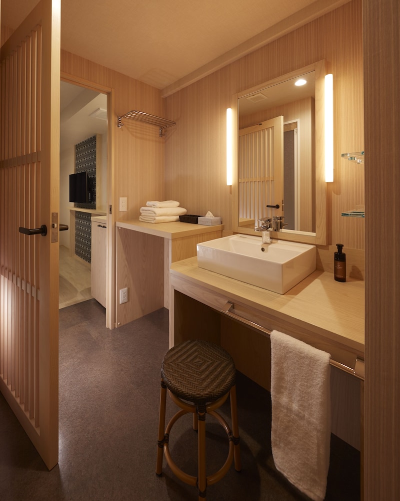 Sakura Sky Hotel 40/50