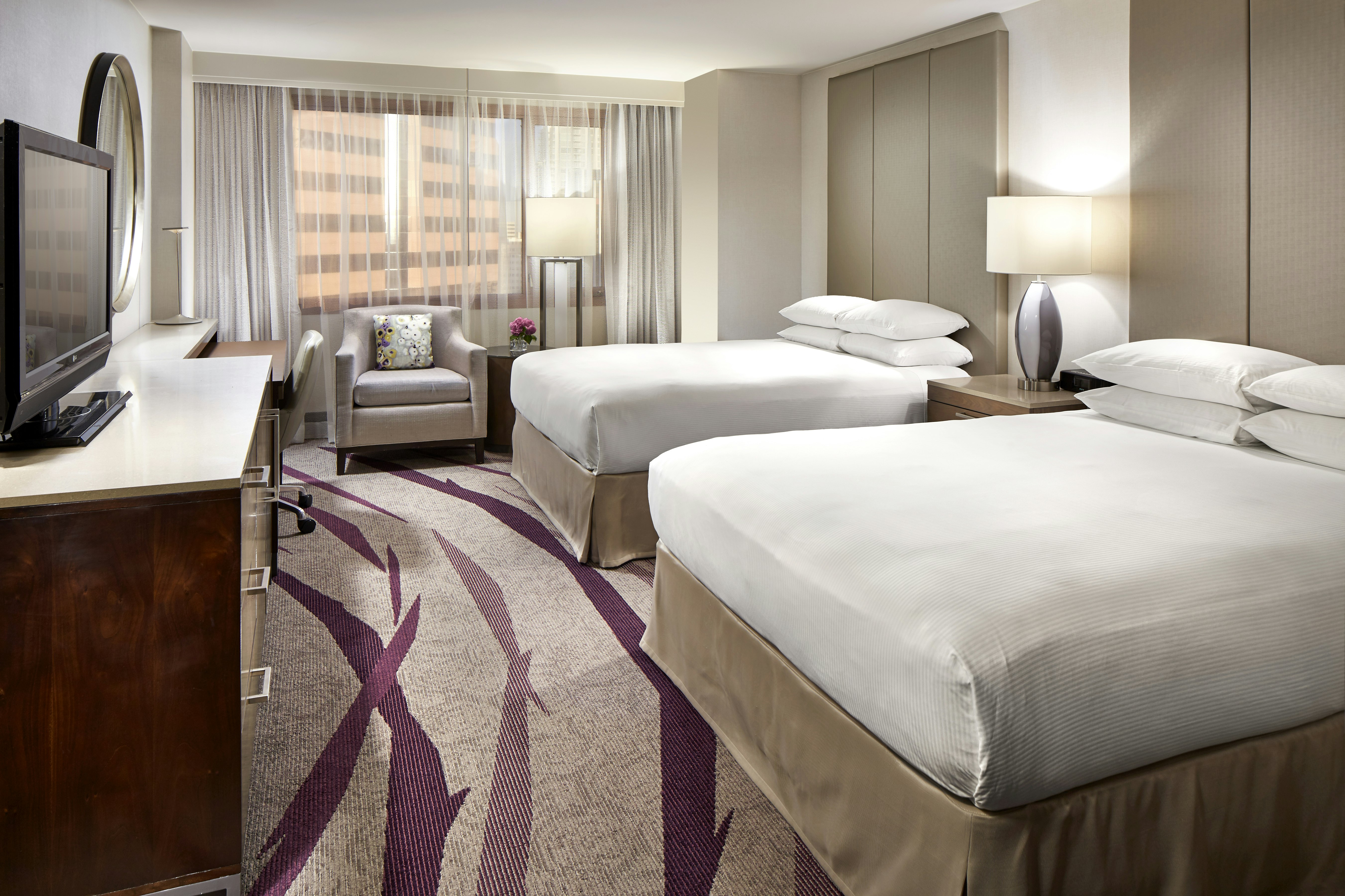 Deluxe, 2 Queen beds