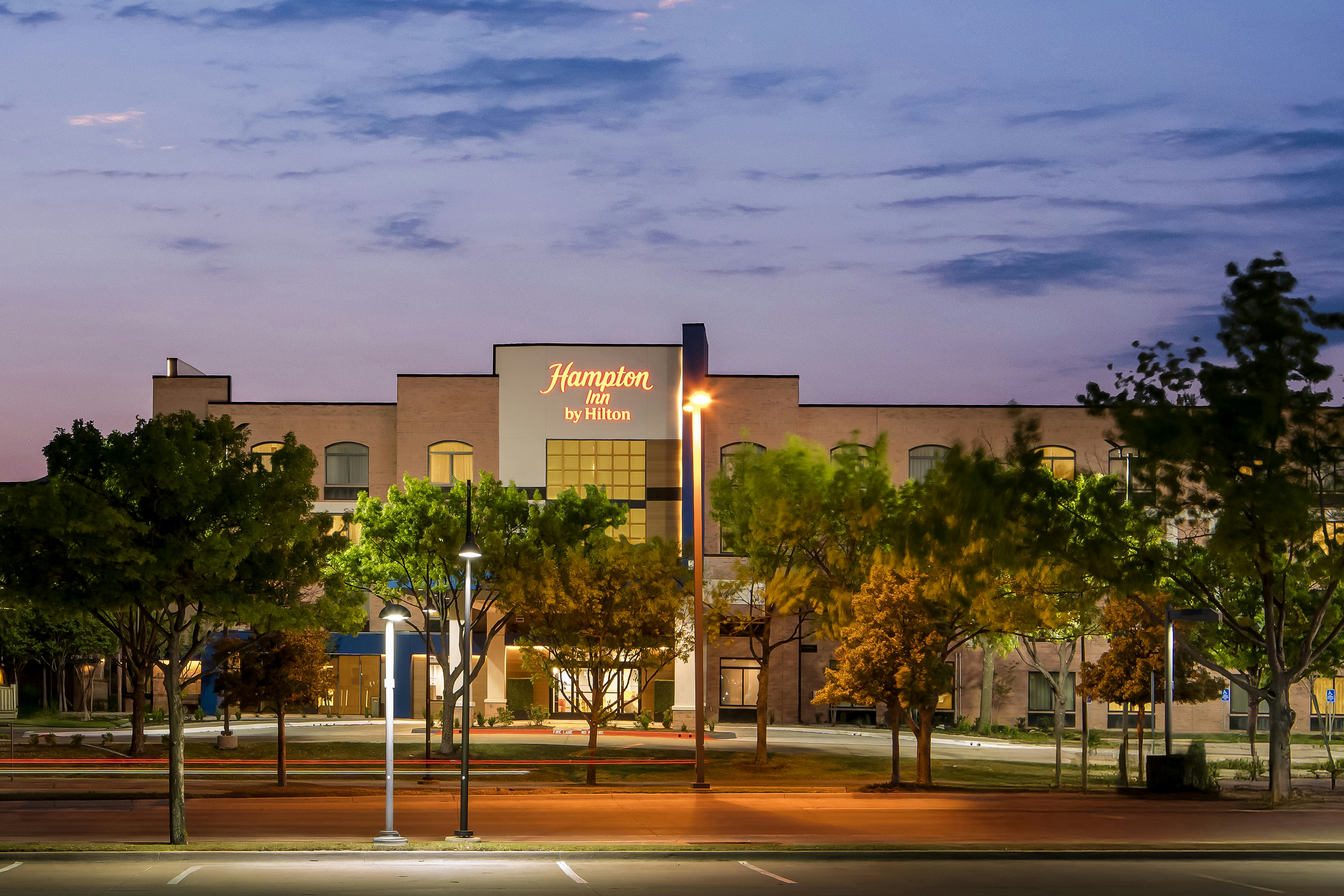 Hampton Inn by Hilton Addison Dallas 16/18