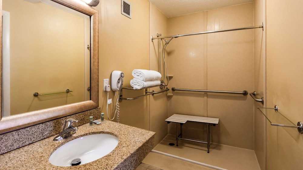 Baymont by Wyndham Culpeper 11/41