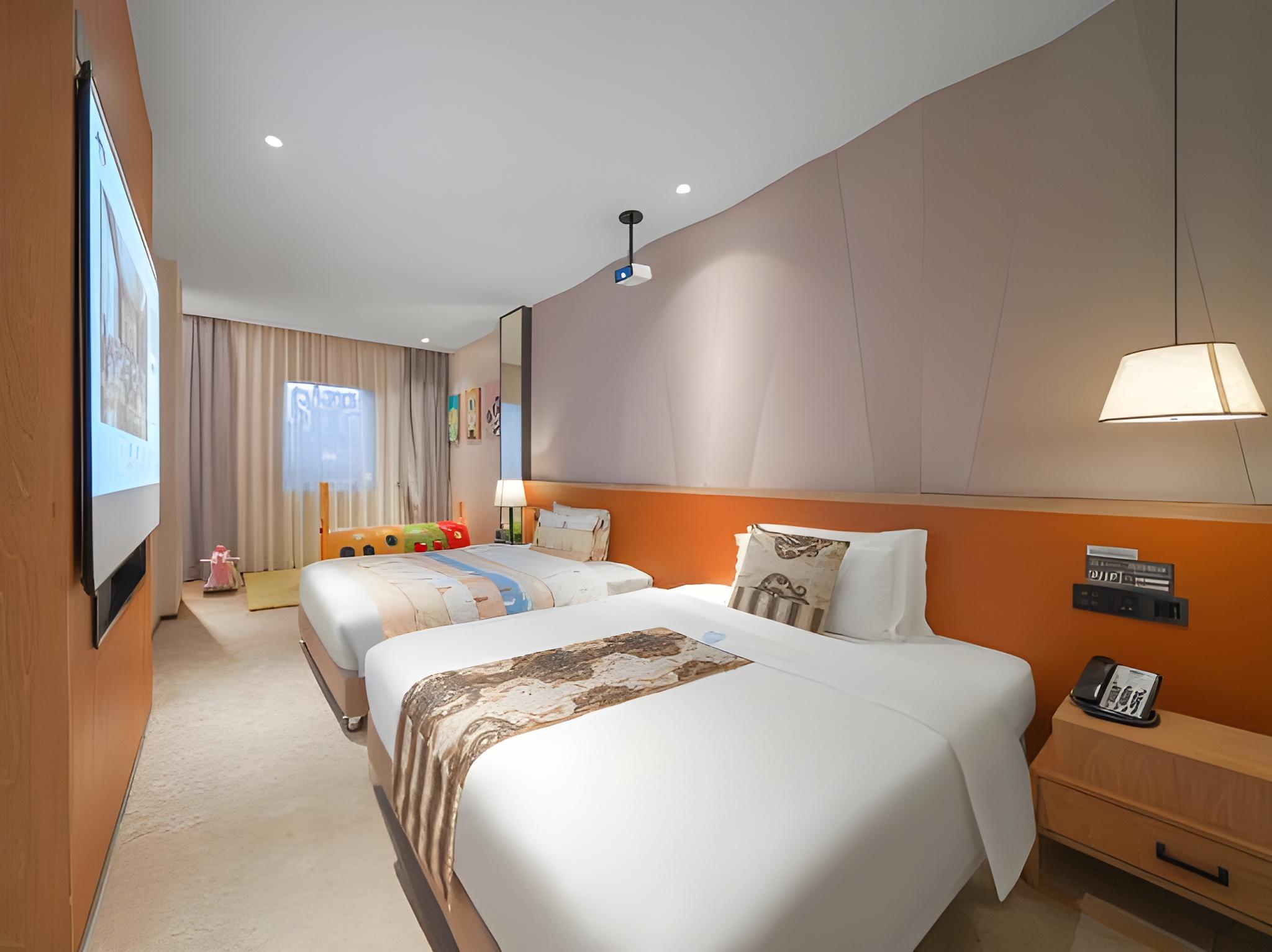 Cinema, Family, 2 Double Beds