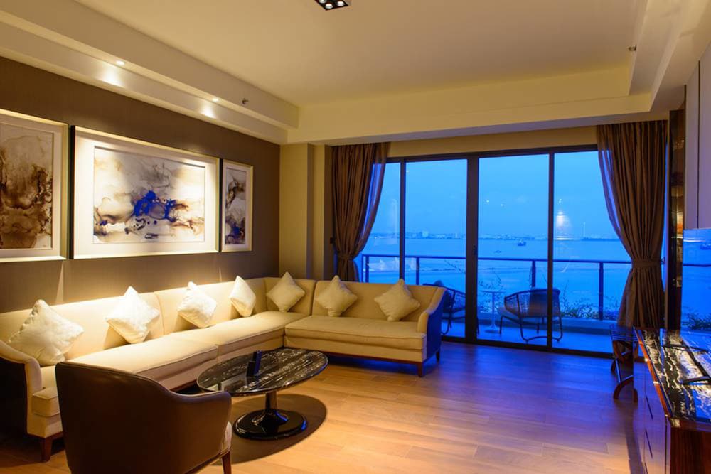 Forest City Marina Hotel 40/66