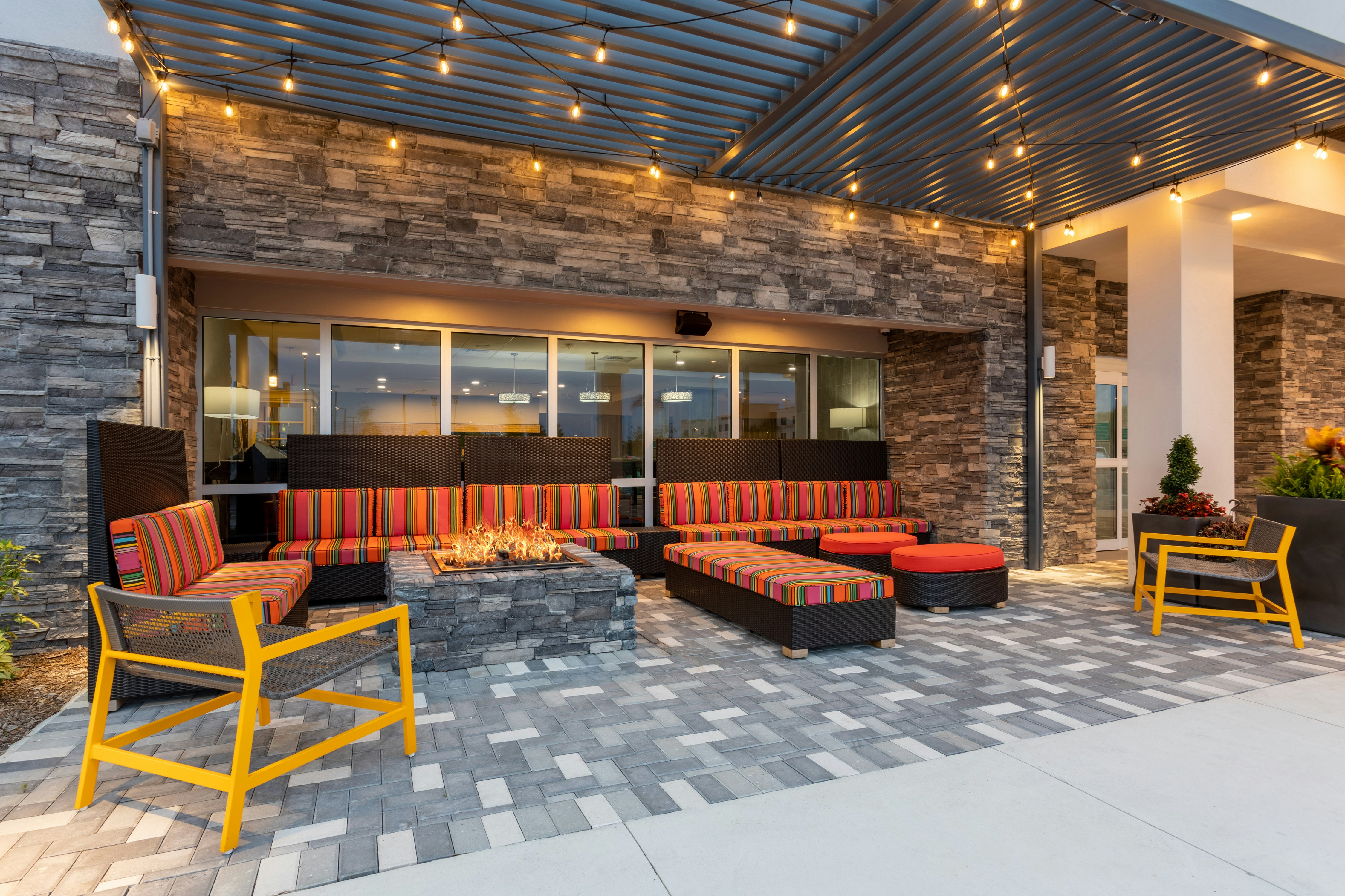 Home2 Suites by Hilton Vero Beach I-95 15/18