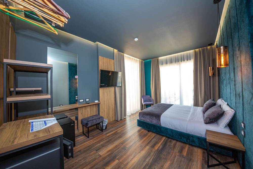 Hotel Apollon 16/64