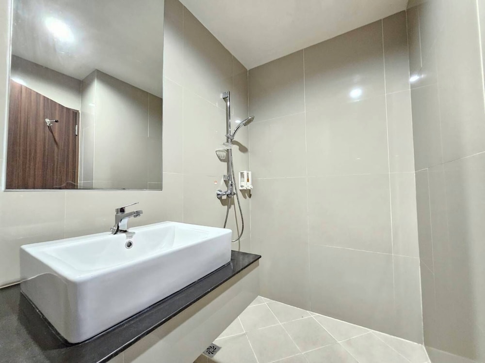S4 Nai Yang Beach 43/45