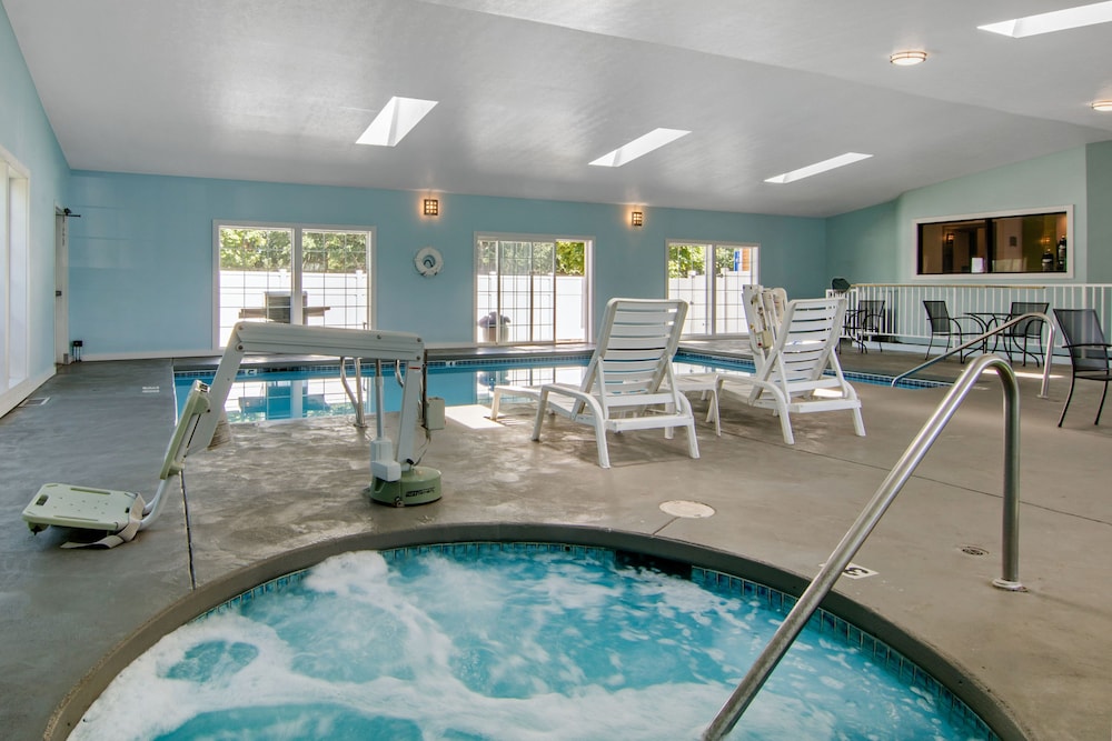 Quality Inn & Suites Albany Corvallis 10/28