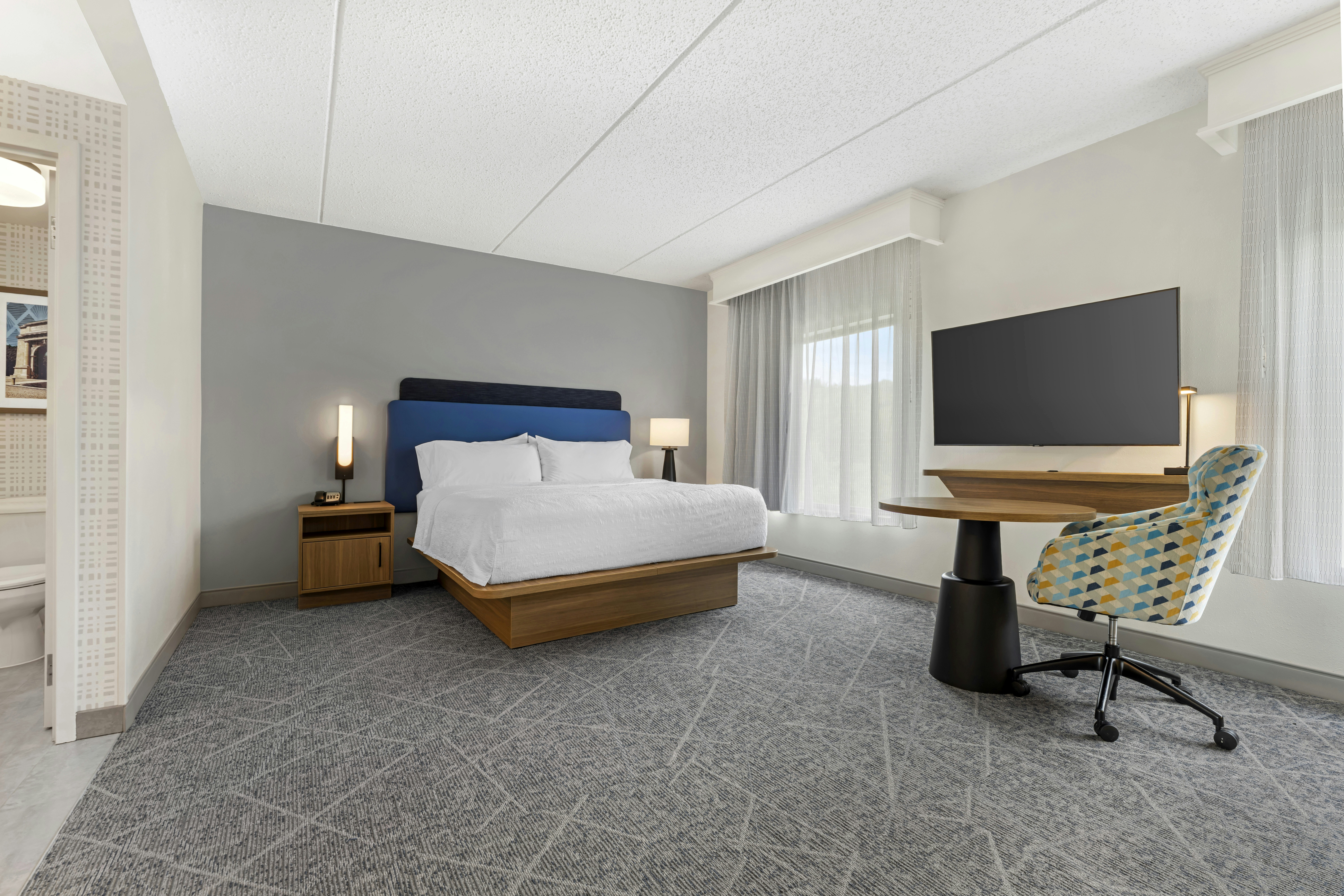 Hampton Inn and Suites Pittsburgh Meadow Lands 11/47