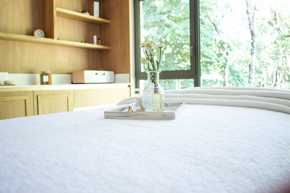 The Originals Boutique Lorangerie Du Chateau Des Reynats Perigueux Ouest Inter Hotel 16/49