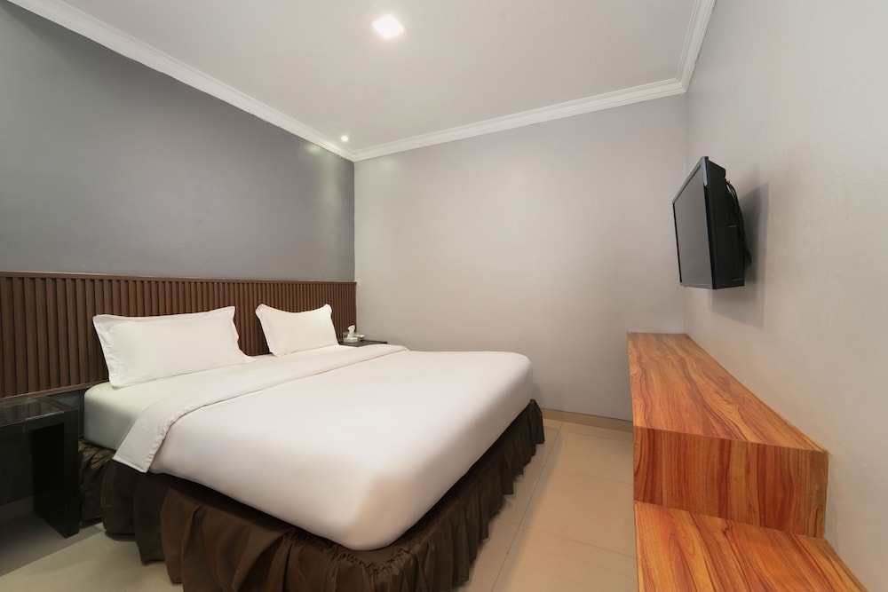 STANDARD, KING BED