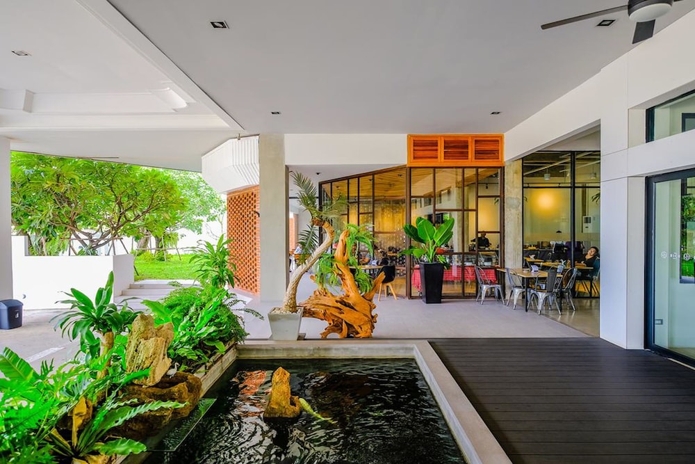 The Rich Hotel Korat 9/65