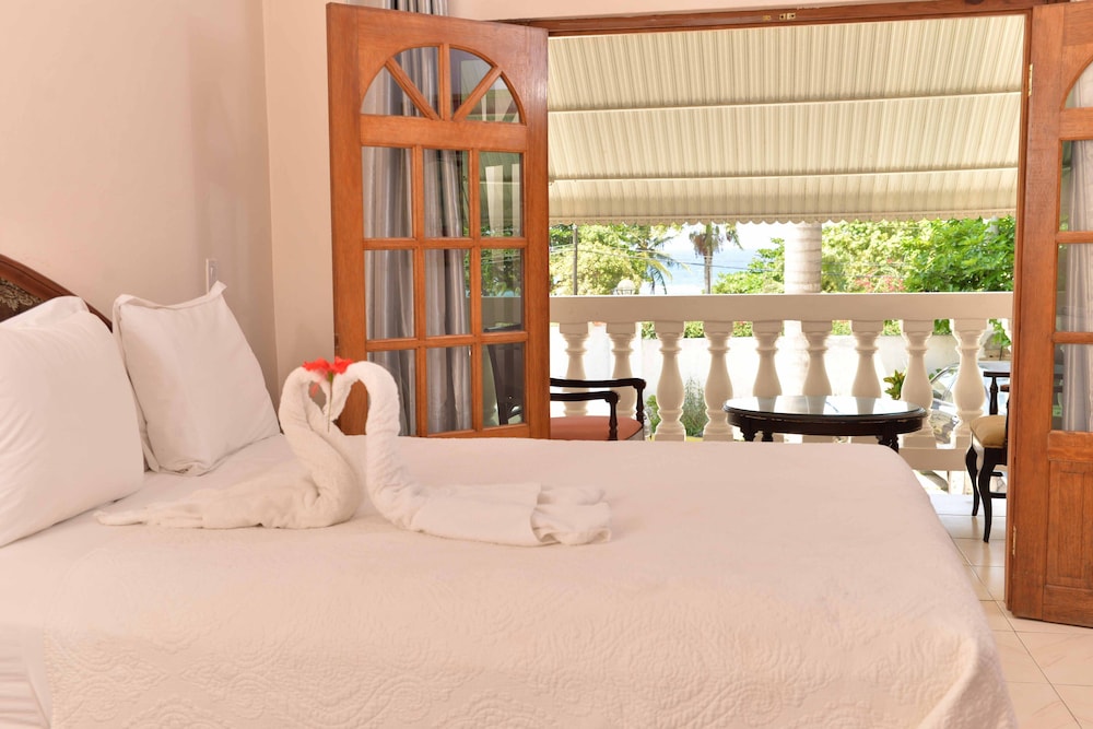 Chateau Margarite Villa 15/50