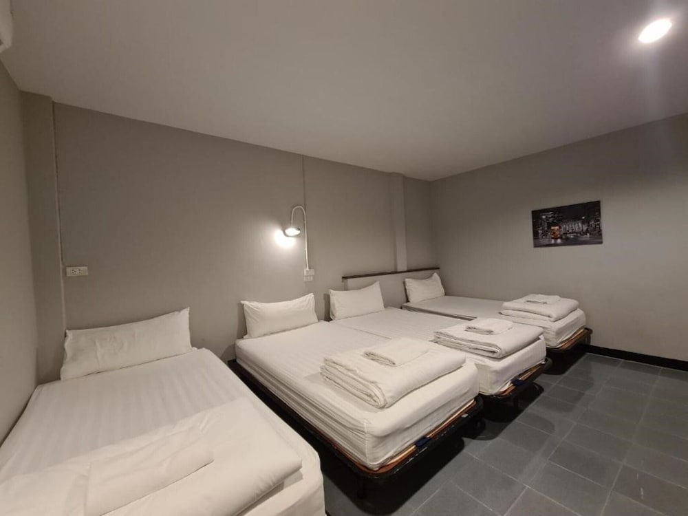 The 8 Factory Hostel Phitsanulok 17/69
