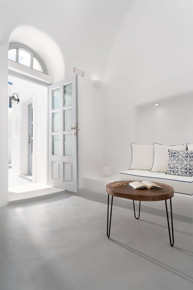 Oia Spirit Boutique Residences 17/50