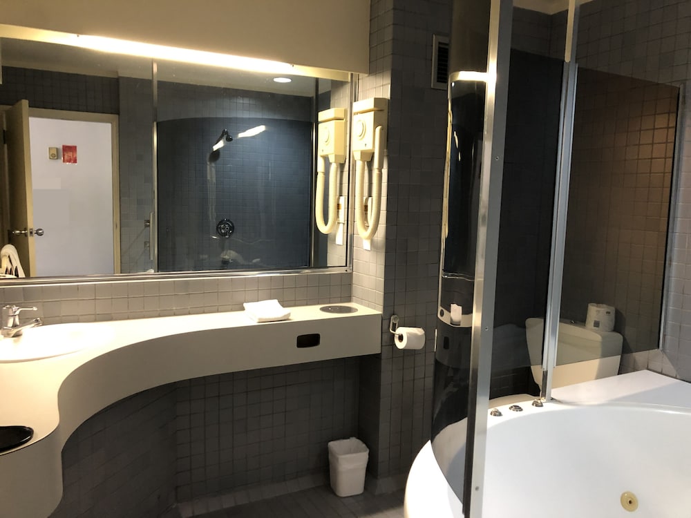 Alcamo Hotel 61/66