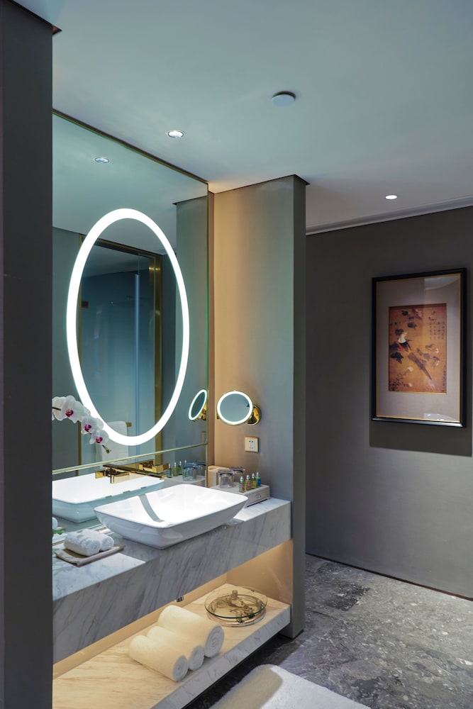 Sky Fortune Boutique Hotel Shanghai 23/33