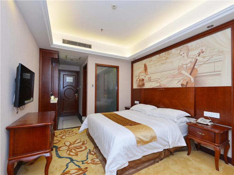 Vienna 3 Best Hotel Shanghai Expo Sanlin 5/20