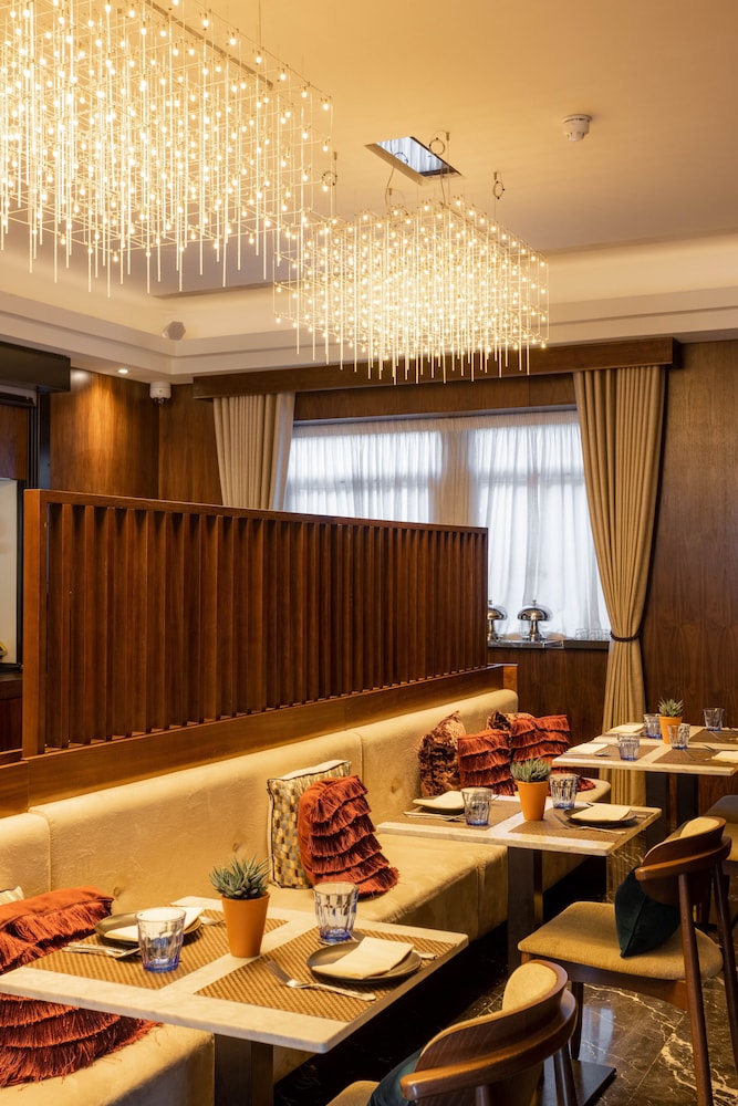Montcalm Chilworth Townhouse, Paddington 45/50