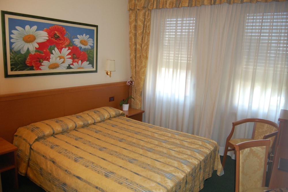 HOTEL GALANT 15/40