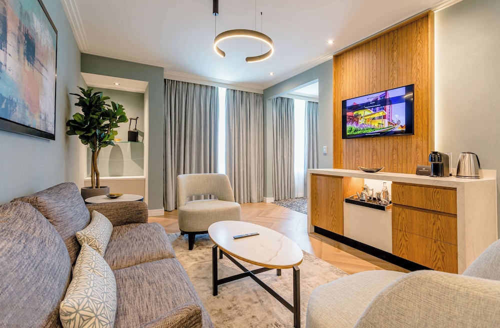 Southern Sun Rosebank 27/50