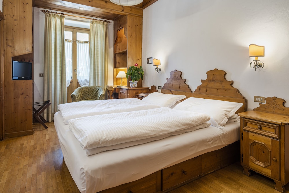 ECONOMY, DOUBLE BED