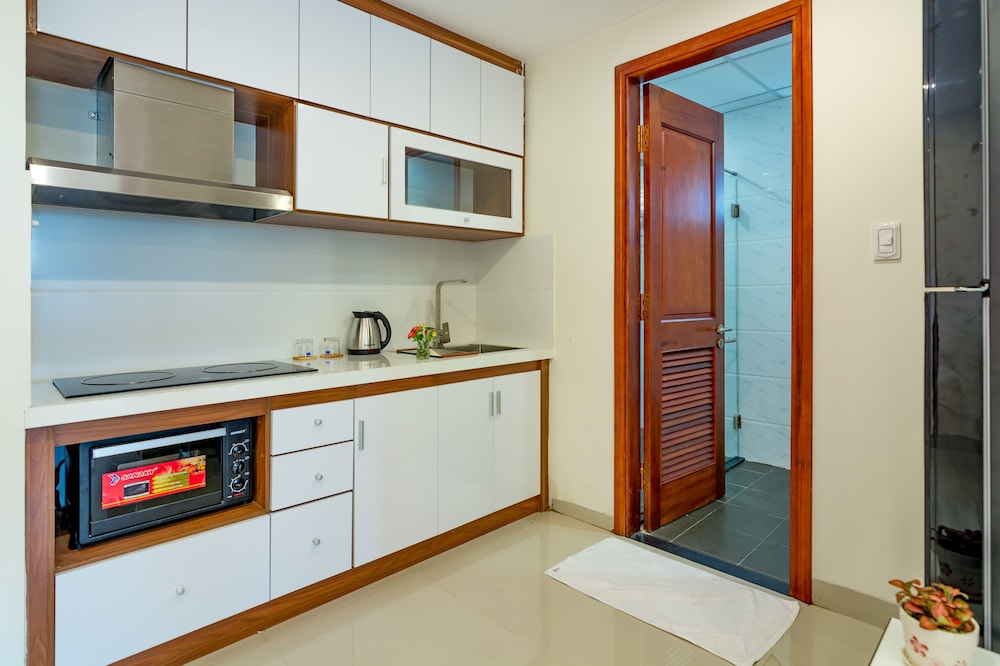 Salamander Hotel And Apartment 30/31