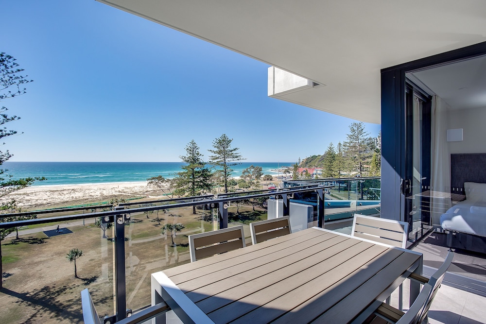 Iconic Kirra Beach Resort 57/72