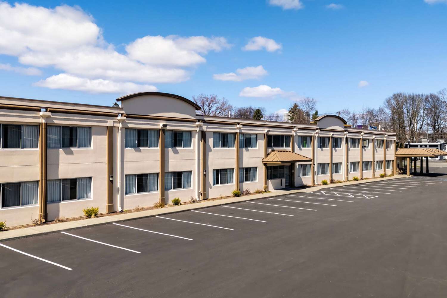 Days Inn By Wyndham Albany Suny 12/12