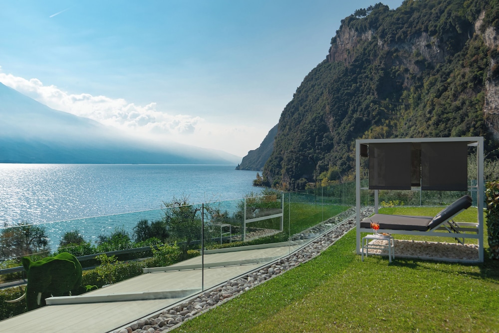 Hotel Atilius Adults Only 33/46