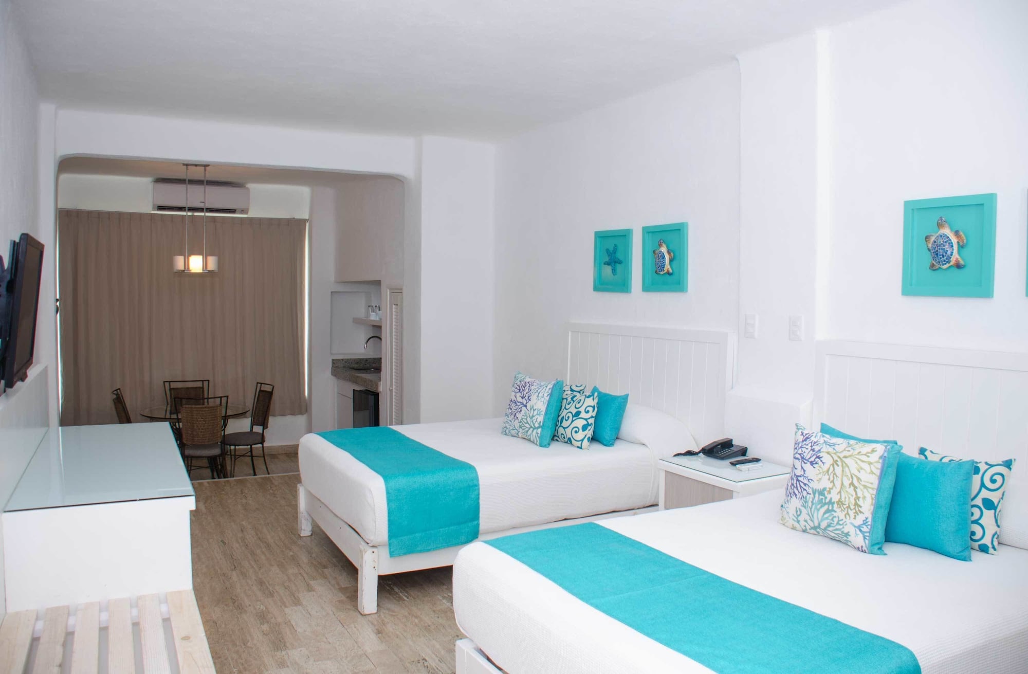 جناح جونيور بسريرين مزدوجين بإطلالة على البحر، Bsea Cancun Plaza Hotel 2/3