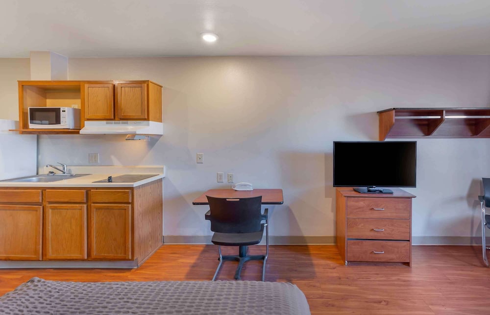 Extended Stay America Select Suites Fayetteville Fort Bragg 40/50